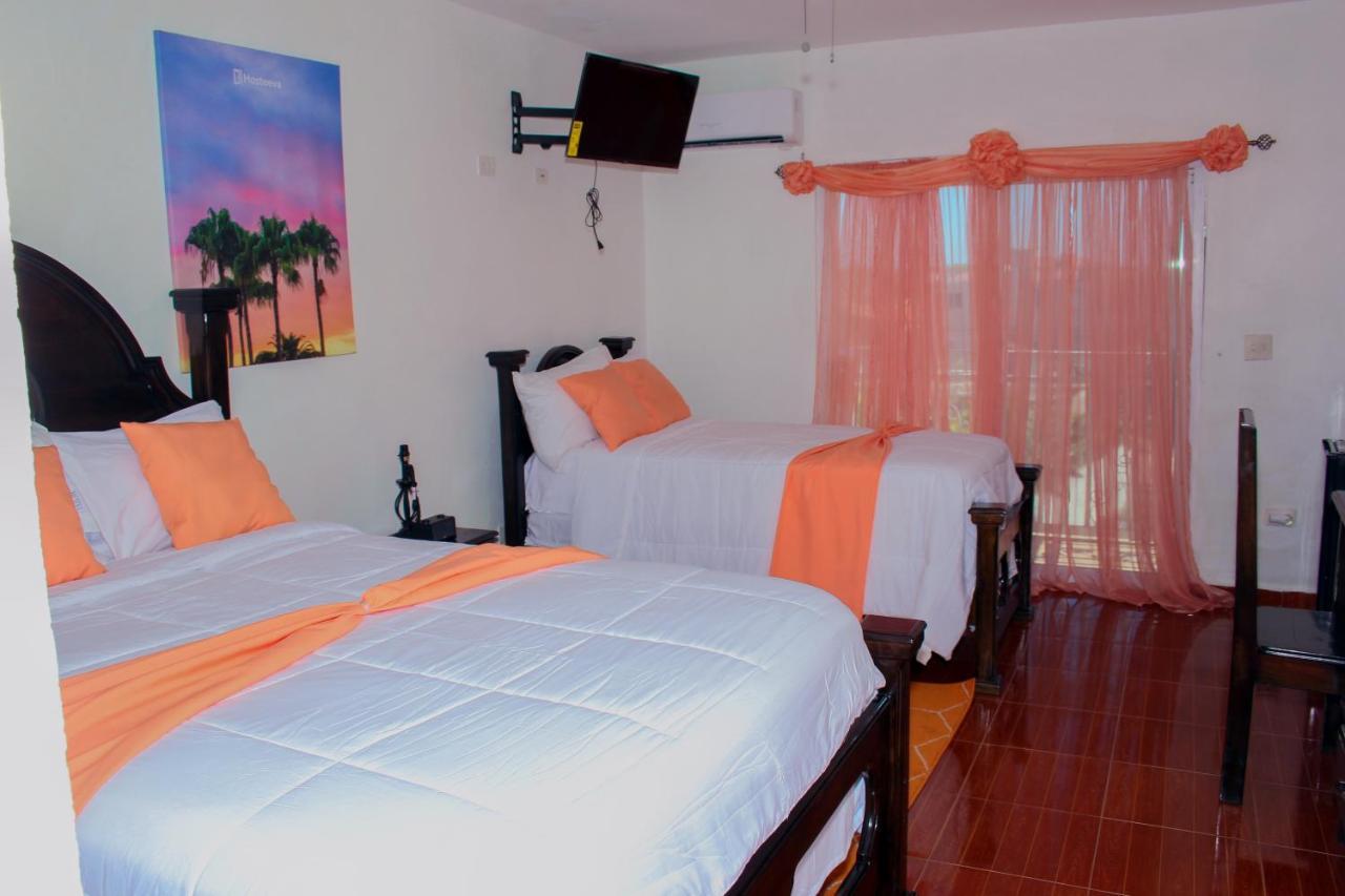 Three Kings Hotel Vertieres 外观 照片